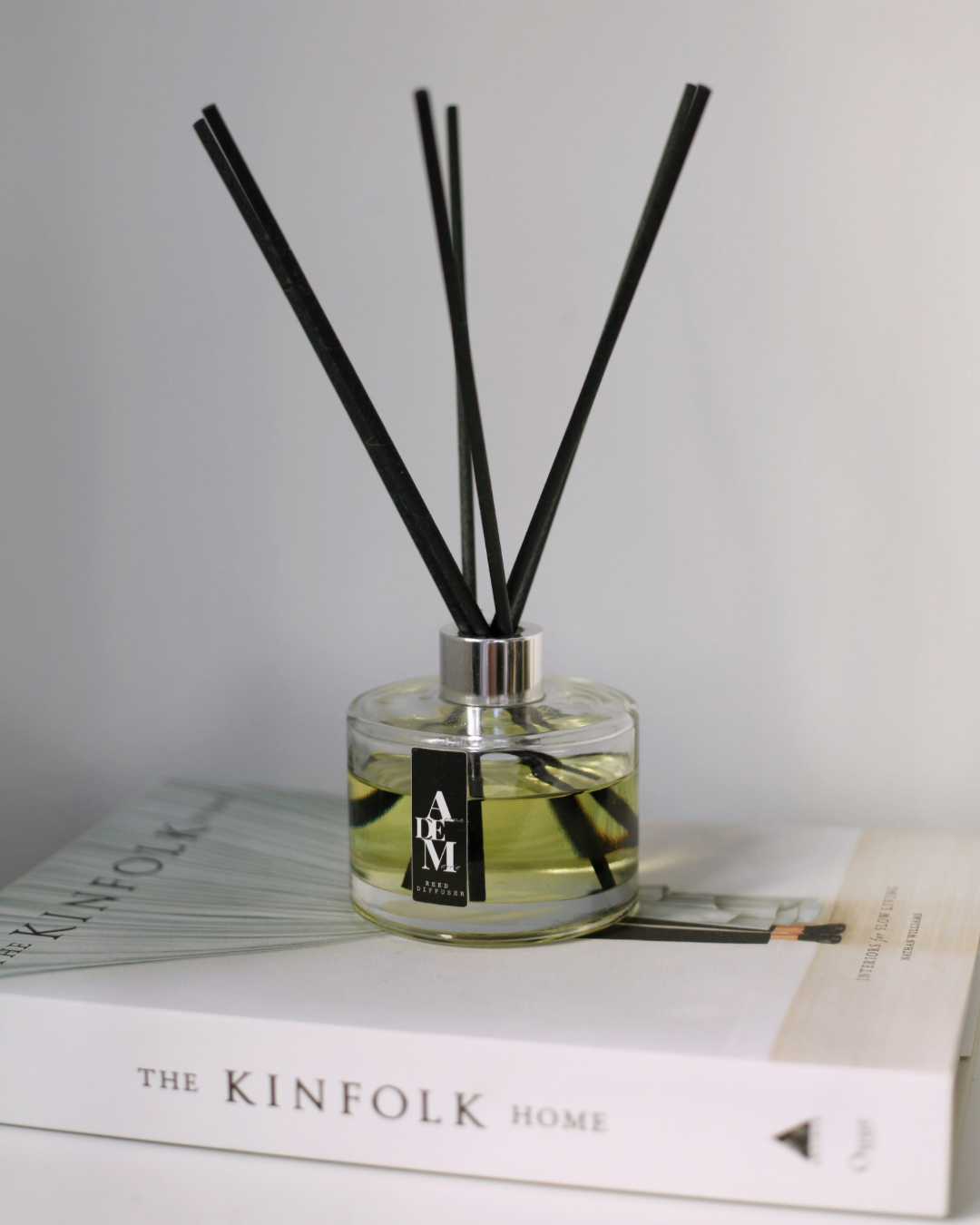 PARISIAN OUD REED DIFFUSER